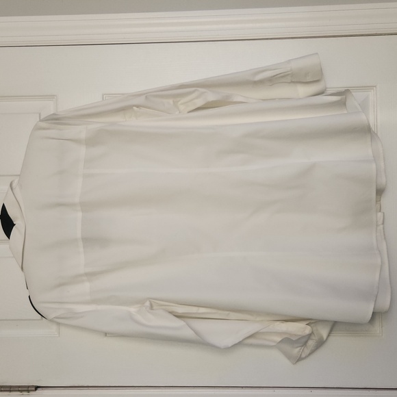 CHICO'S White Shirt 100% cotton (size 3=size 16) - Picture 5 of 7